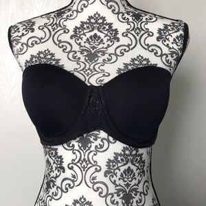 NWOT Vanity Fair 36C Strapless Bra